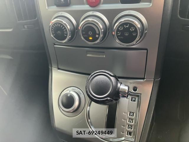 Mitsubishi DELICA 2014-02 8848747-19