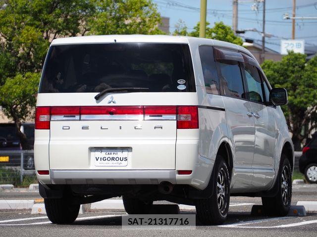 Mitsubishi DELICA 2012-01 8870832-12