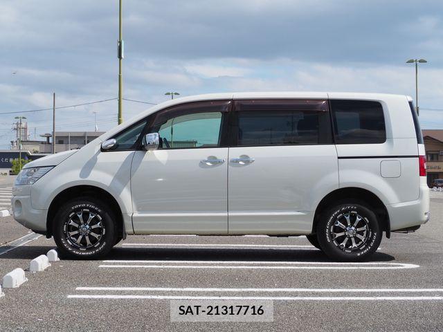 Mitsubishi DELICA 2012-01 8870832-8