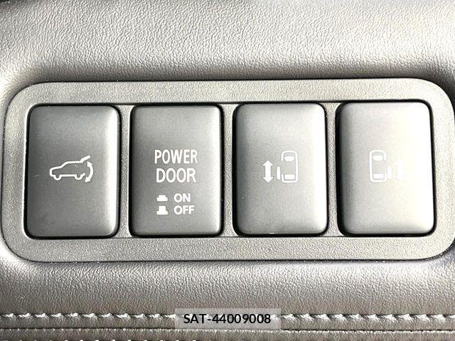 Mitsubishi DELICA 2024-10 8870825-5