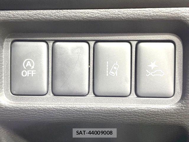 Mitsubishi DELICA 2024-10 8870825-8