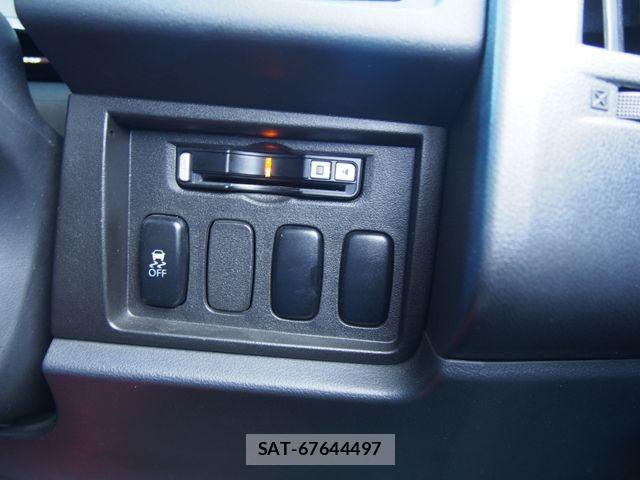 Mitsubishi DELICA 2017-11 8870833-16
