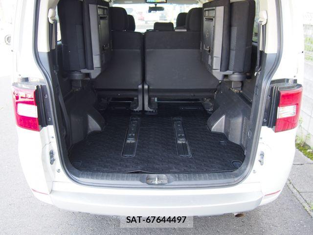 Mitsubishi DELICA 2017-11 8870833-8