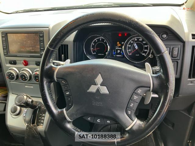 Mitsubishi DELICA 2011-12 8870836-15