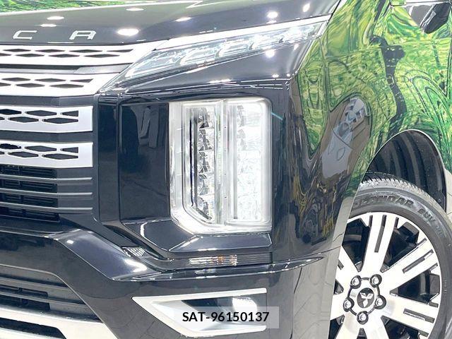 Mitsubishi DELICA 2022-12 8870824-12