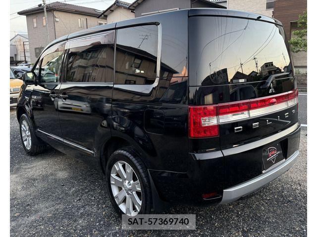 Mitsubishi DELICA 2011-10 8870830-2