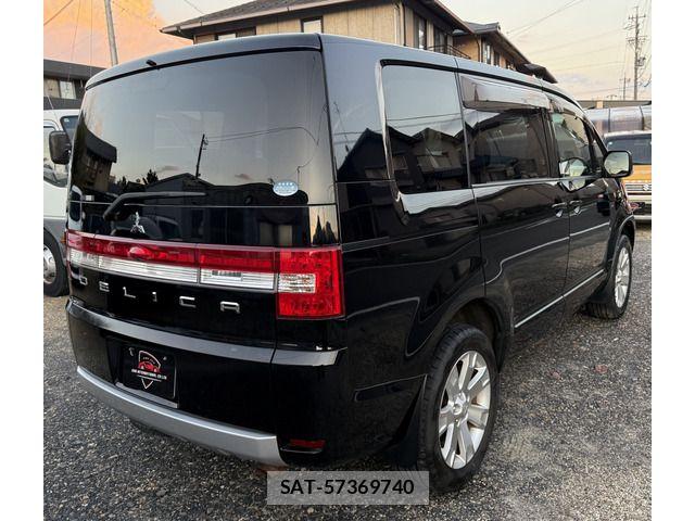 Mitsubishi DELICA 2011-10 8870830-3