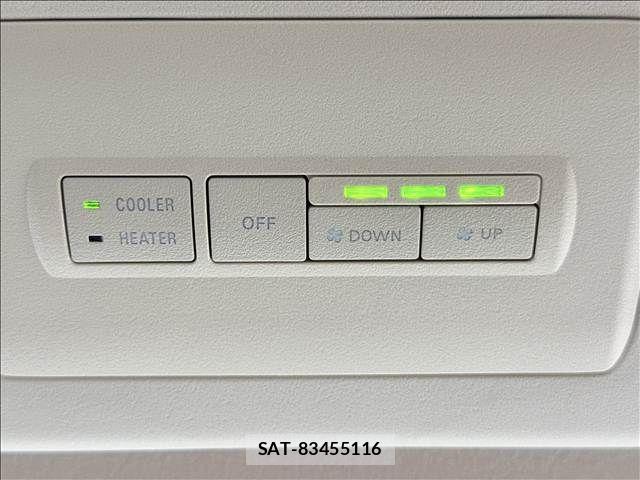 Mitsubishi DELICA 2016-06 8879493-16