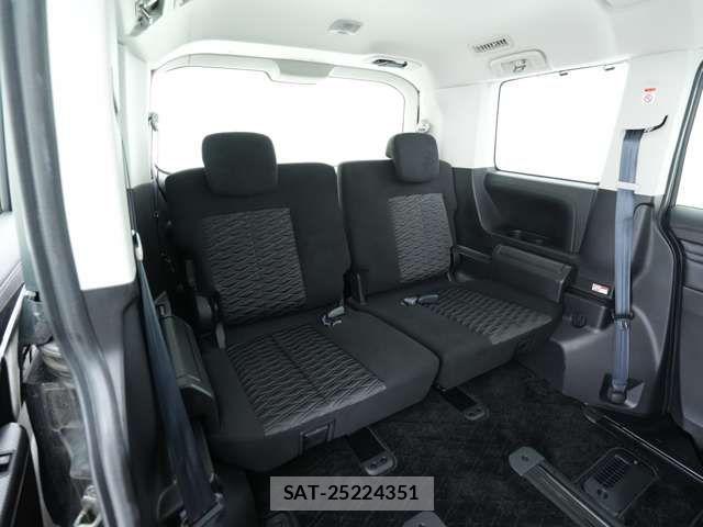 Mitsubishi DELICA 2019-12 8879488-8
