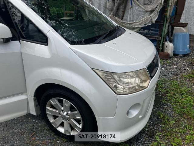 Mitsubishi DELICA 2007-11 8879506-0