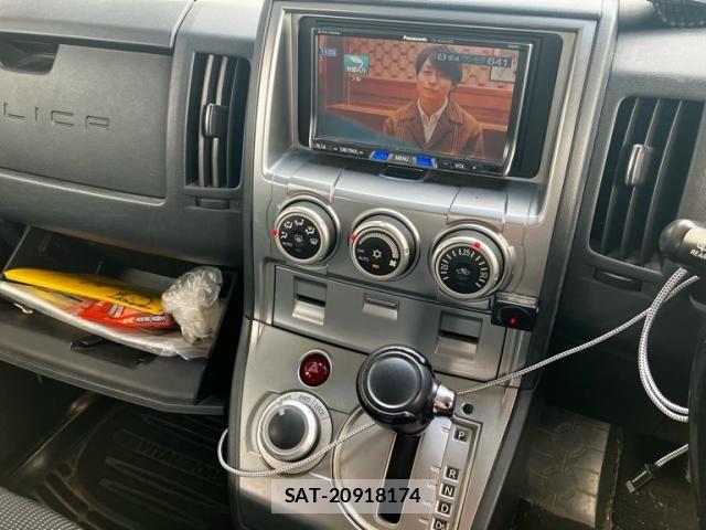 Mitsubishi DELICA 2007-11 8879506-12