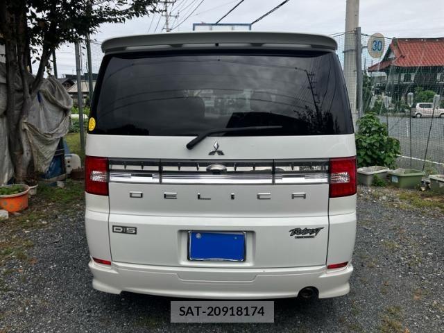 Mitsubishi DELICA 2007-11 8879506-4