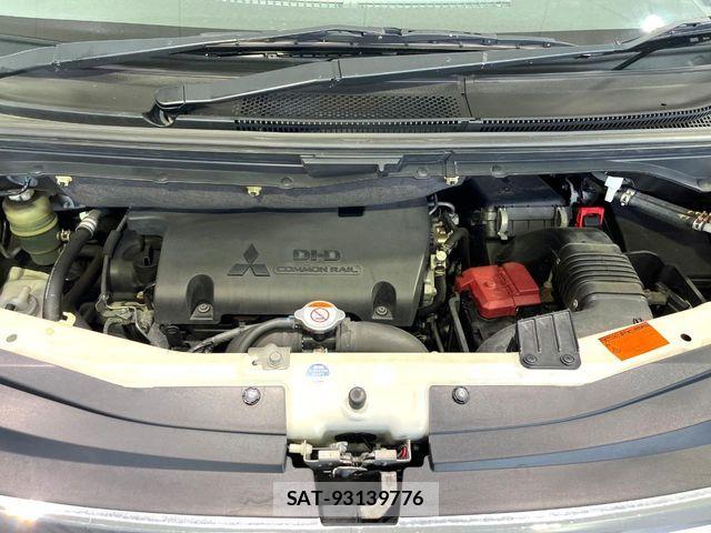 Mitsubishi DELICA 2014-03 8879496-17