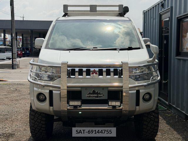 Mitsubishi DELICA 2007-12 8879495-14