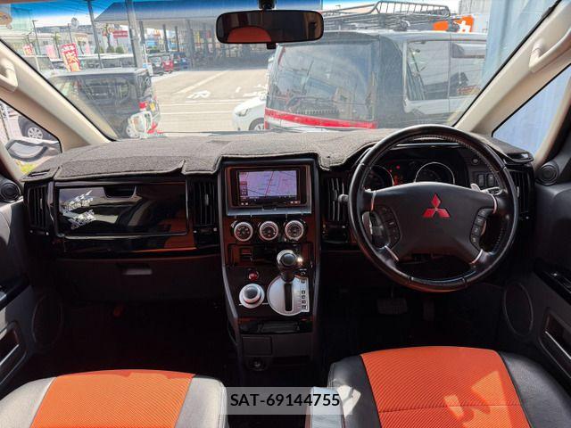 Mitsubishi DELICA 2007-12 8879495-2