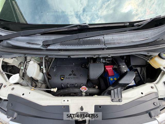 Mitsubishi DELICA 2007-12 8879495-3