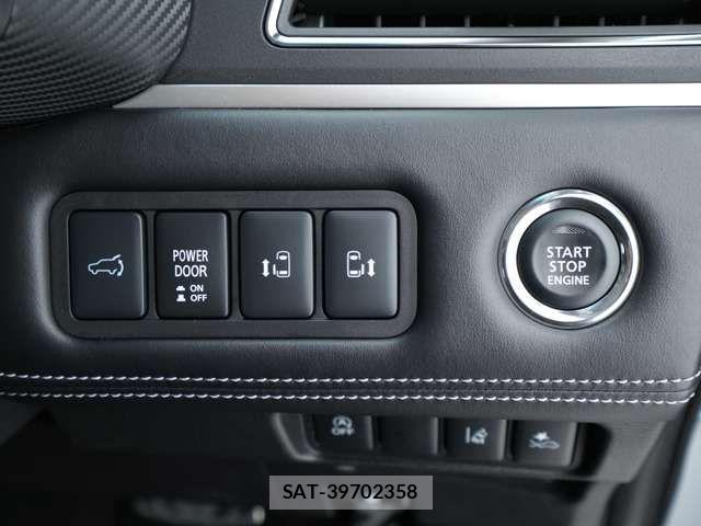 Mitsubishi DELICA 2025-06 8879472-11