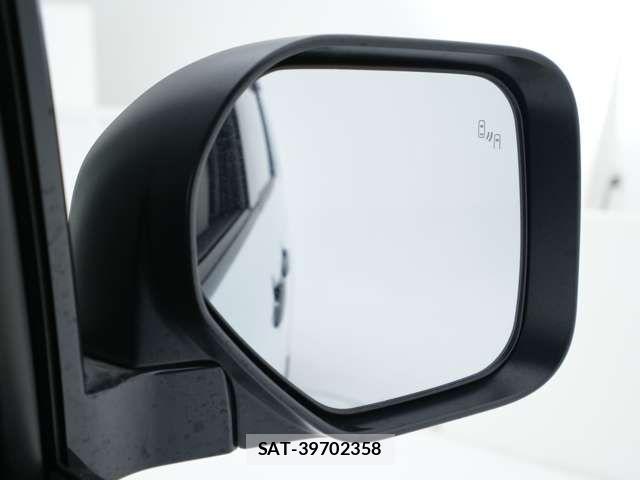Mitsubishi DELICA 2025-06 8879472-19