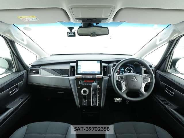 Mitsubishi DELICA 2025-06 8879472-4