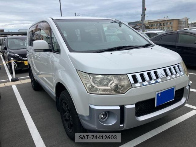 Mitsubishi DELICA 2013-03 8879502-4