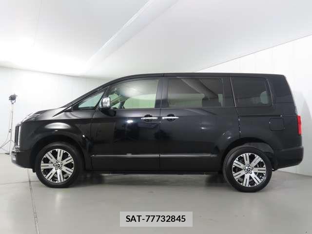 Mitsubishi DELICA 2023-08 8879477-2