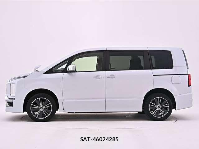 Mitsubishi DELICA 2022-02 8879483-2