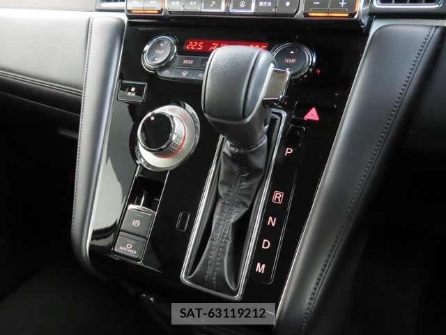 Mitsubishi DELICA 2023-08 8879481-15