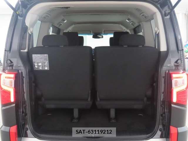 Mitsubishi DELICA 2023-08 8879481-8