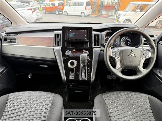 Mitsubishi DELICA 2022-03 8879480-1