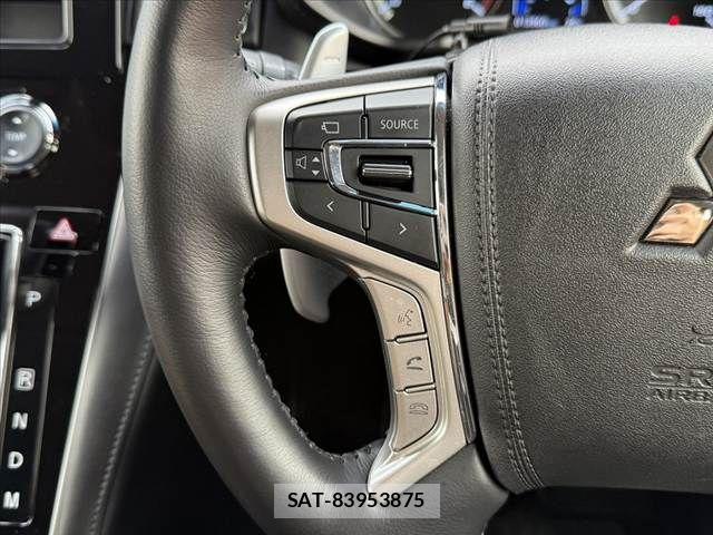 Mitsubishi DELICA 2022-03 8879480-22