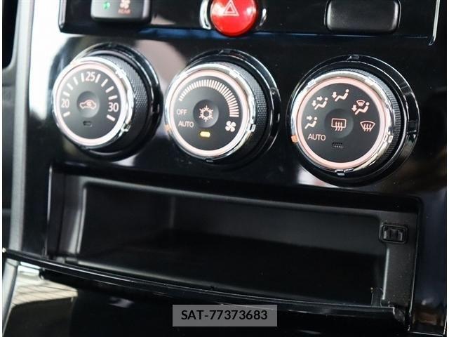 Mitsubishi DELICA 2017-05 8879486-15