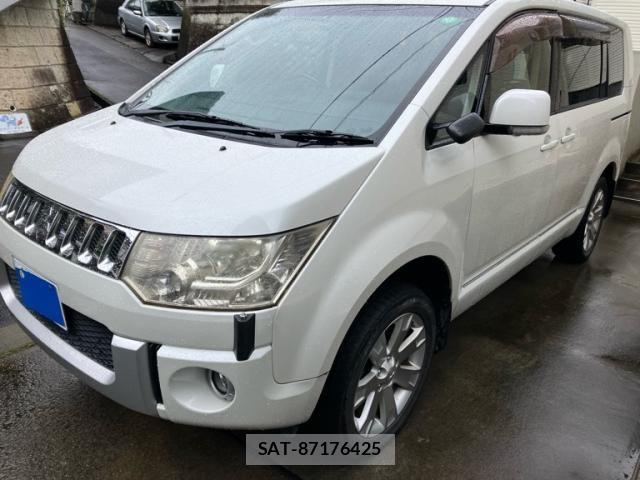 Mitsubishi DELICA 2013-12 8879498-0