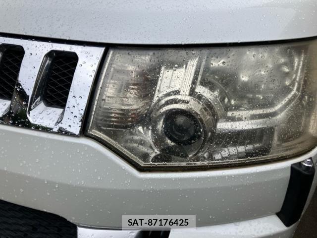 Mitsubishi DELICA 2013-12 8879498-9