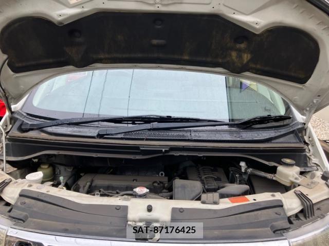 Mitsubishi DELICA 2013-12 8879498-23
