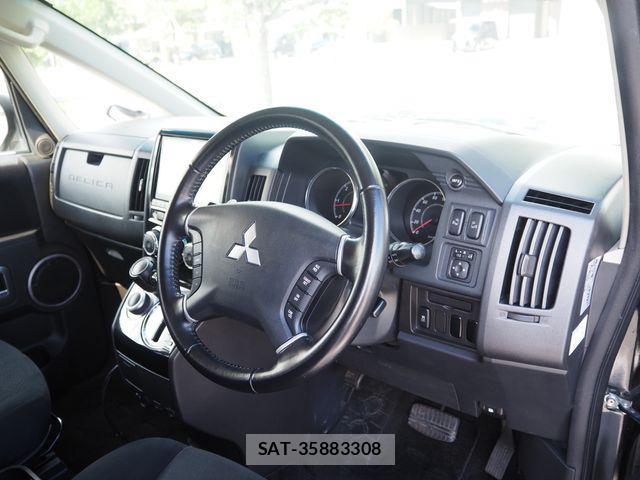 Mitsubishi DELICA 2015-01 8879499-1