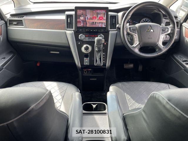 Mitsubishi DELICA 2019-08 8879484-10