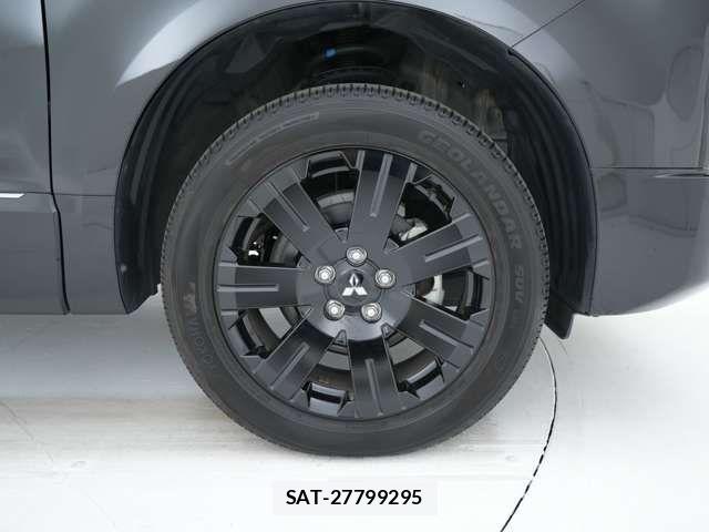 Mitsubishi DELICA 2025-06 8879473-17
