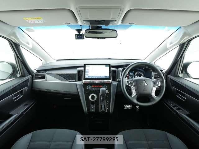 Mitsubishi DELICA 2025-06 8879473-4
