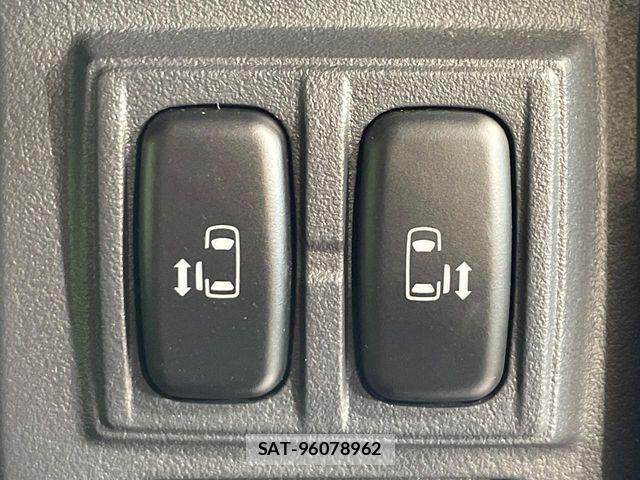 Mitsubishi DELICA 2017-01 8879492-4