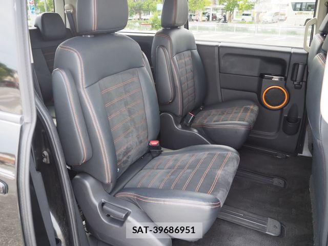 Mitsubishi DELICA 2017-08 8879497-20