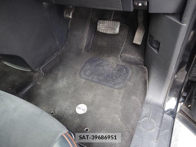 Mitsubishi DELICA 2017-08 8879497-22