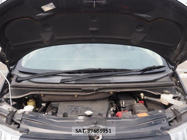Mitsubishi DELICA 2017-08 8879497-26