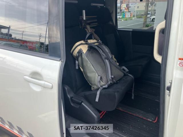 Mitsubishi DELICA 2011-04 8879504-10