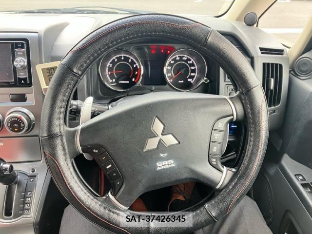 Mitsubishi DELICA 2011-04 8879504-17