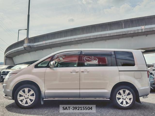 Mitsubishi DELICA 2011-07 8879503-9