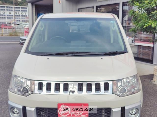 Mitsubishi DELICA 2011-07 8879503-12