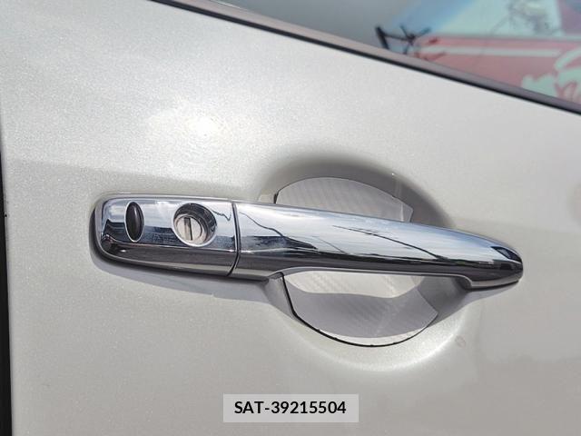 Mitsubishi DELICA 2011-07 8879503-24