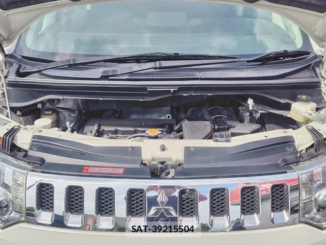 Mitsubishi DELICA 2011-07 8879503-26
