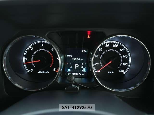 Mitsubishi DELICA 2017-05 8879489-12