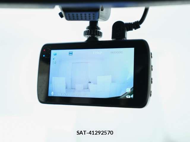 Mitsubishi DELICA 2017-05 8879489-15